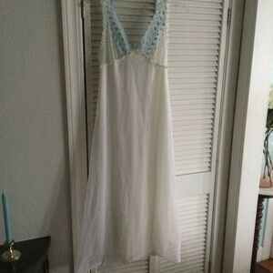 Vintage Nightgown Small